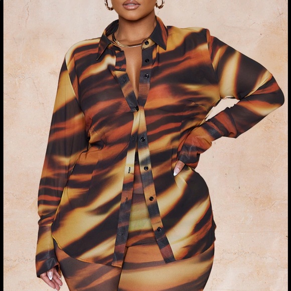 PrettyLittleThing Tops - Plus Brown Tiger Printed Fitted Chiffon Plunge Shirt & matchn leggings 14 nwt